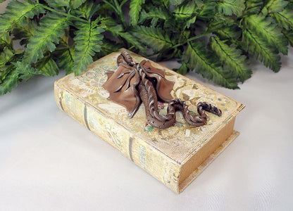 Polymer Clay Brown Dragon Book - 1-065